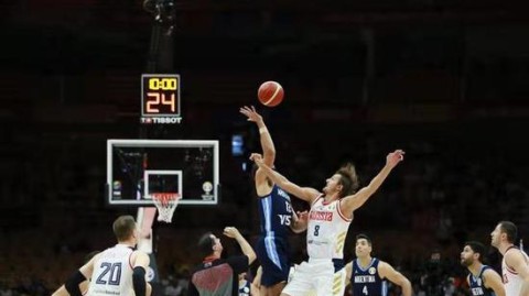 11分优势崩盘！波兰79-74逆转俄罗斯，欧洲劲旅出线形势急转直下