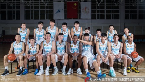 天山再聚飞虎英豪：新疆男篮新赛季启航