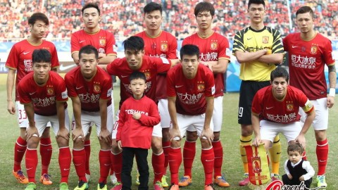 广州恒大VS贵州恒丰！榜首争夺战，谁能拿下冲超关键三分？——中甲前瞻