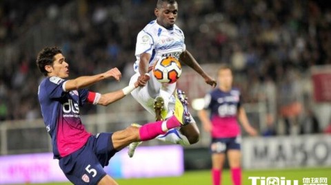 法甲保级战！梅斯VS欧塞尔，谁能抢下救命三分？