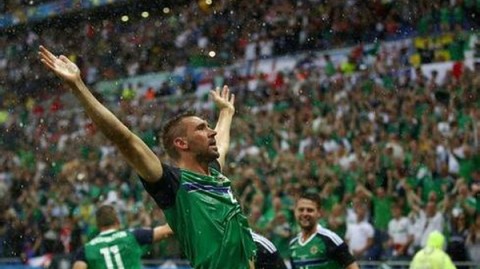 巴拿马VS北爱尔兰比分预测：世界杯梦想的两种轨迹，谁能更胜一筹？